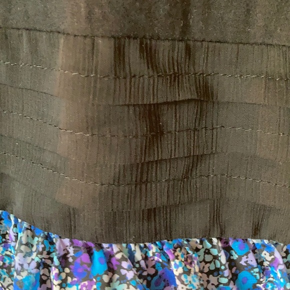 💙Fun Ruffle Dress - Picture 4 of 6